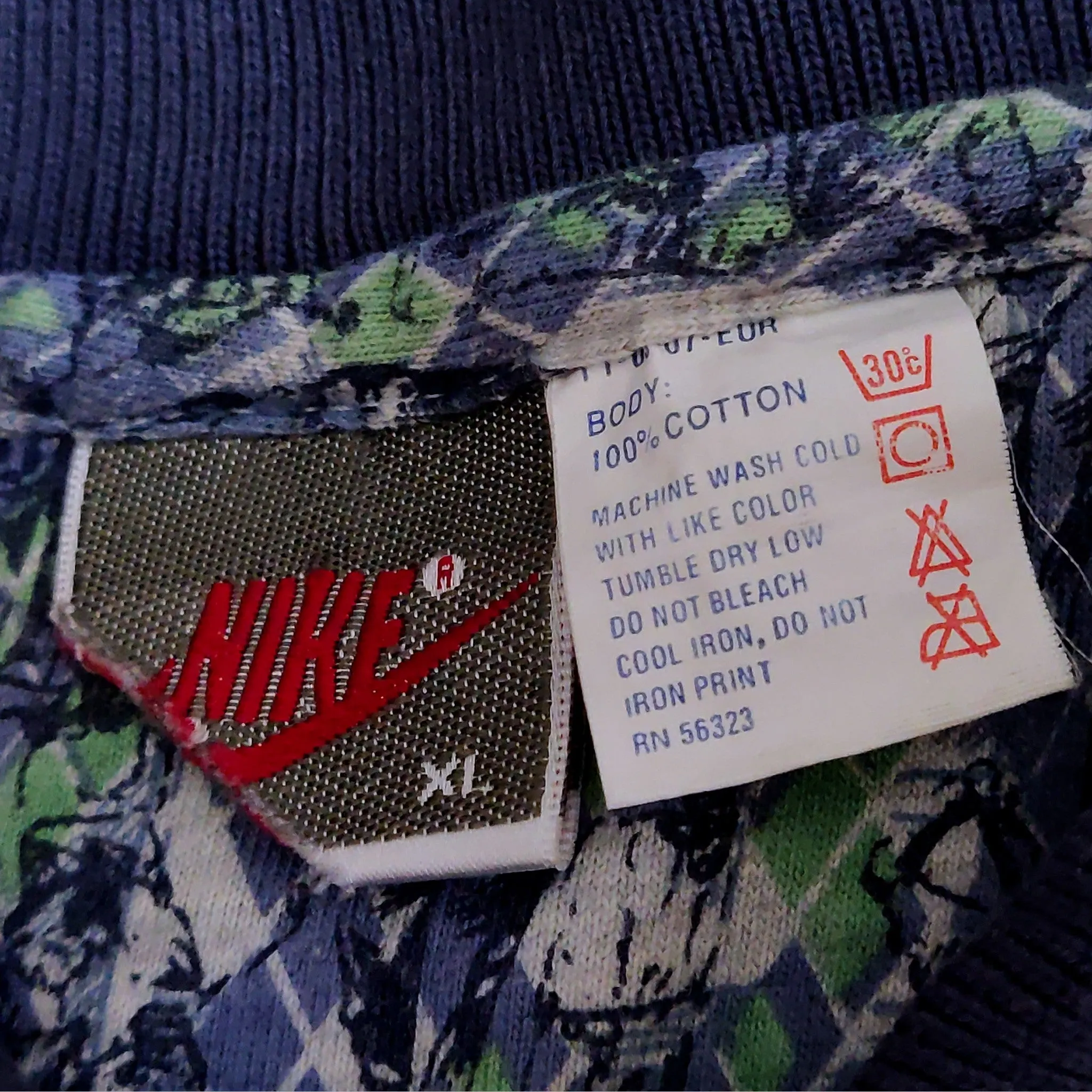 90s Nike golf-themed polo shirt