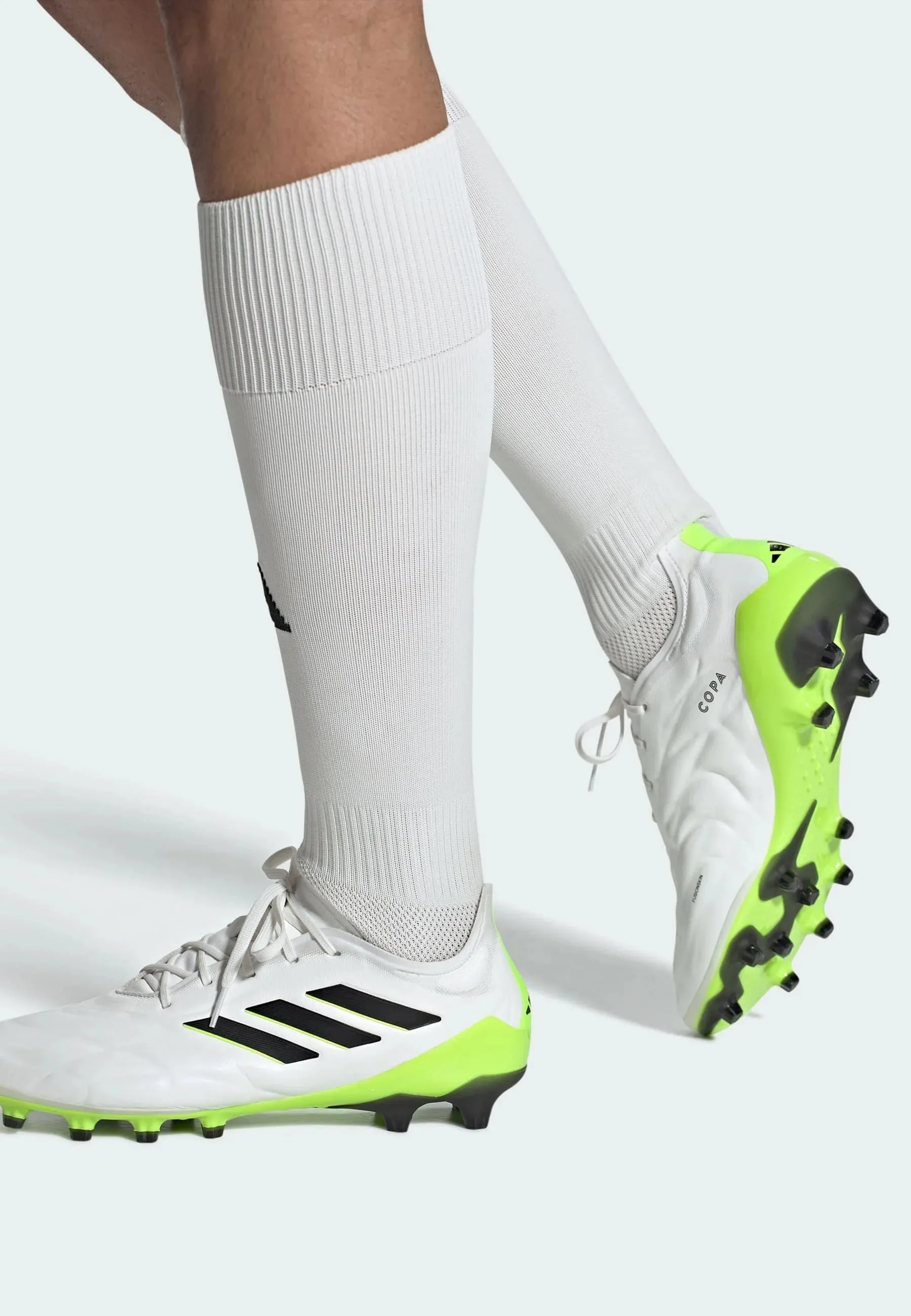 ADIDAS COPA PURE.4 FxG - WHITE/BLACK/LEMON
