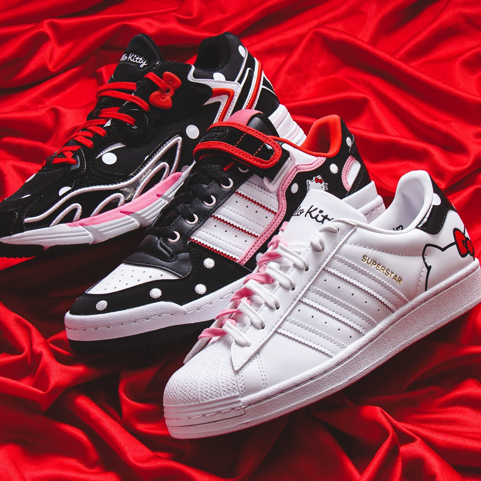 Adidas Originals Women Astir x Hello Kitty Black GW7166