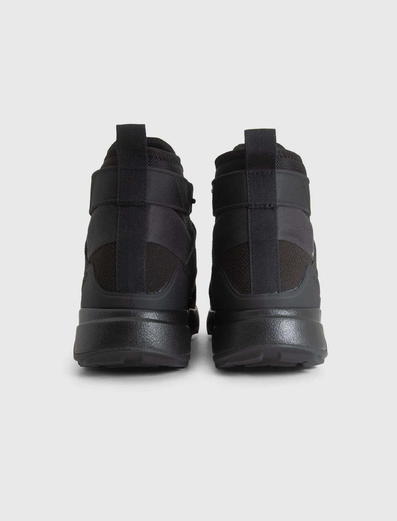 ADIDAS PHARRELL TERREX TRAILMAKER MID 