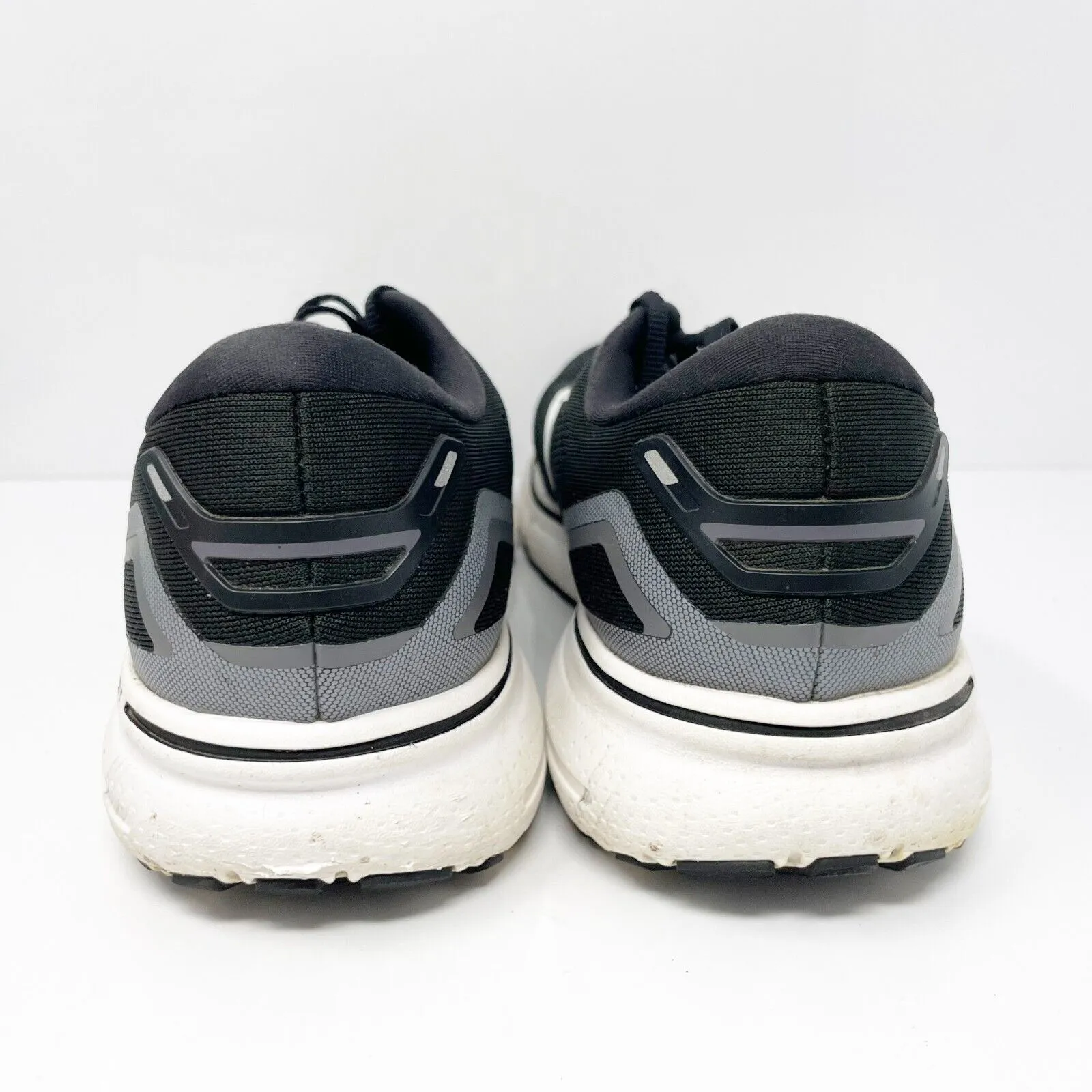 Brooks Mens Ghost 15 1103931D012 Black Running Shoes Sneakers Size 11 D