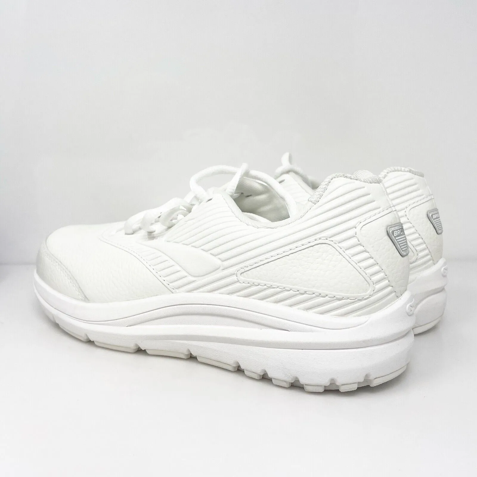 Brooks Womens Addiction Walker 2 1203071B142 White Running Shoes Sneakers Sz 7B