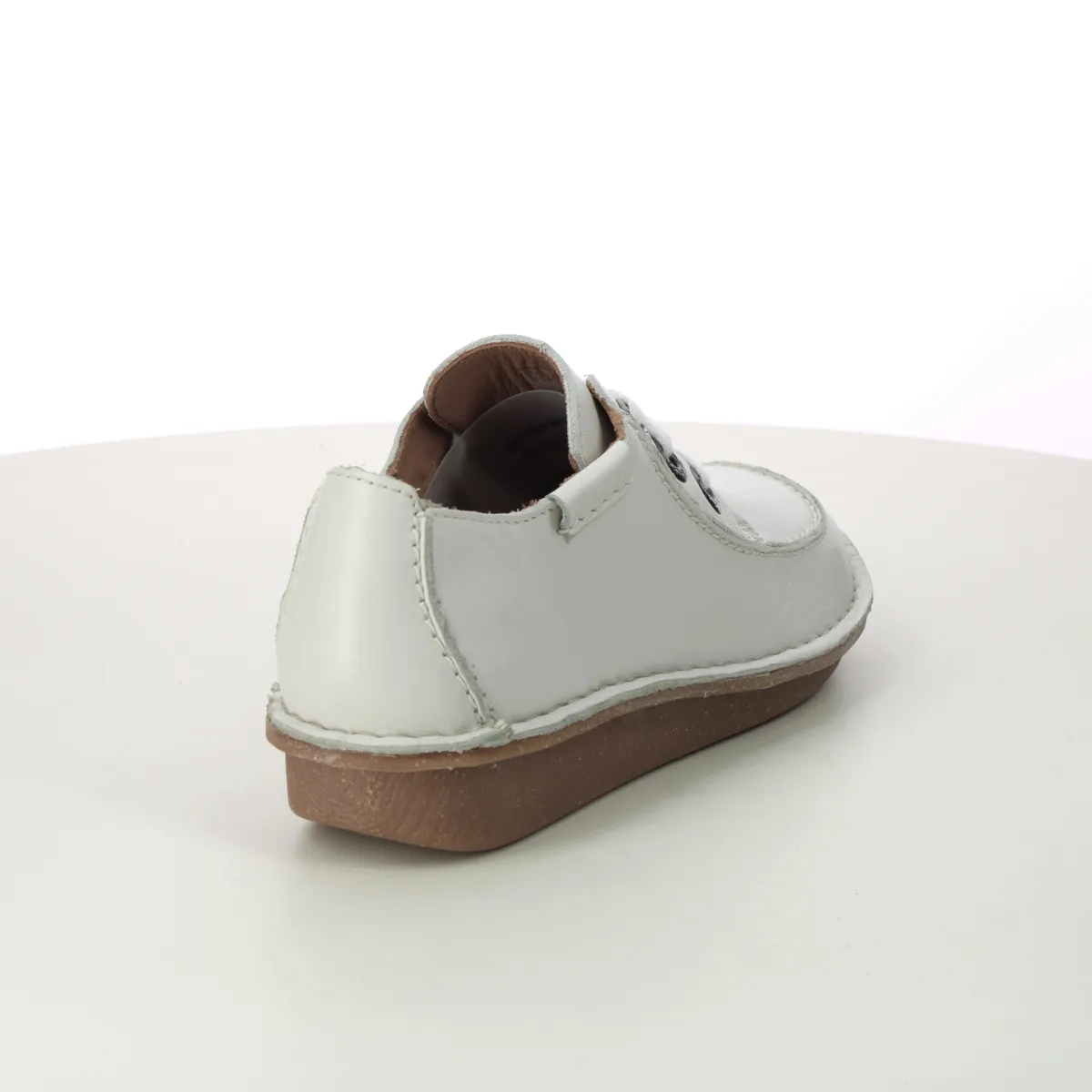 Clarks - Funny Dream 261654444d - D Fit (white Leather)