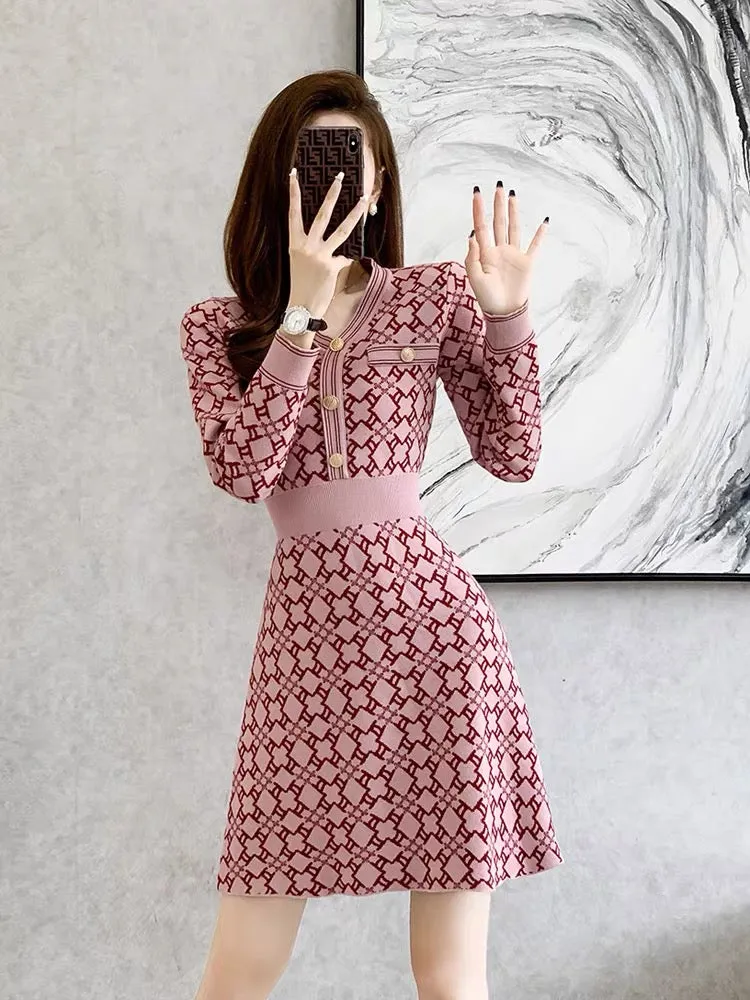 French style waist slimming pink sweater skirt 2023 new autumn and winter women's small knitted dress (V5517)
