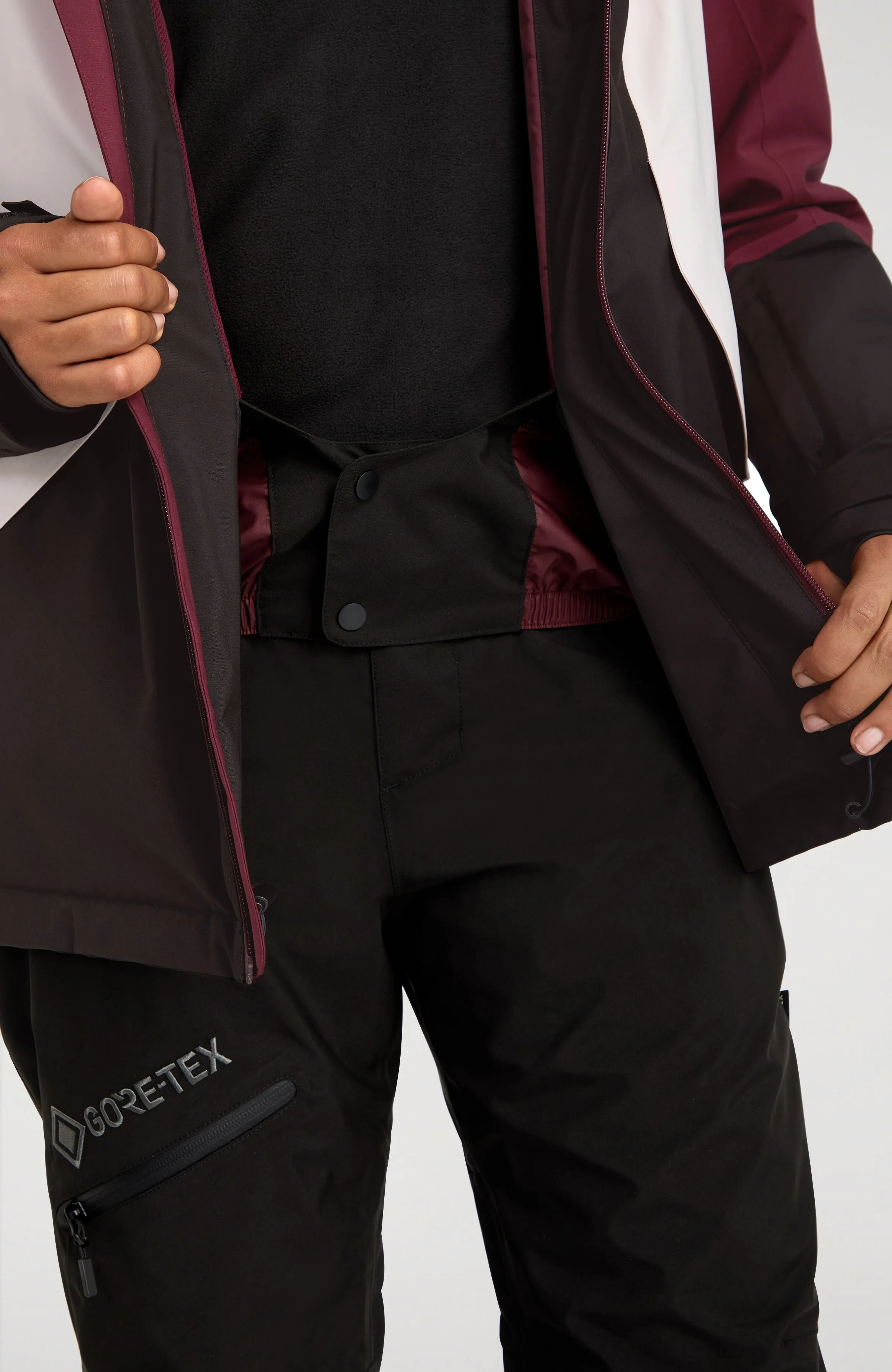 GORE-TEX Psycho Tech Snow Jacket | Windsor Wine Colour Block