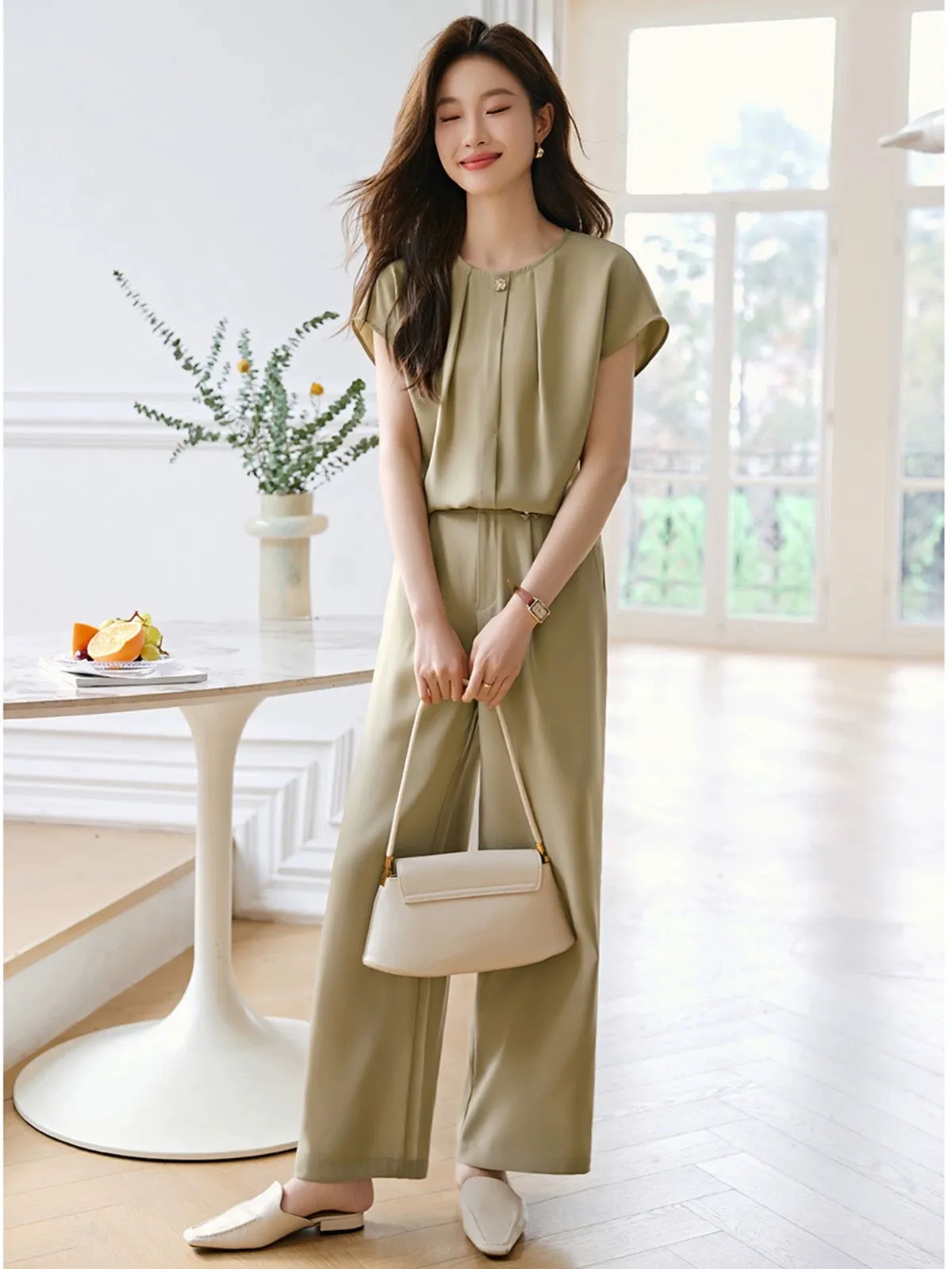 Mohan Yimei design minimalist high-end commuter workplace vest suit for women 2024 summer new suit