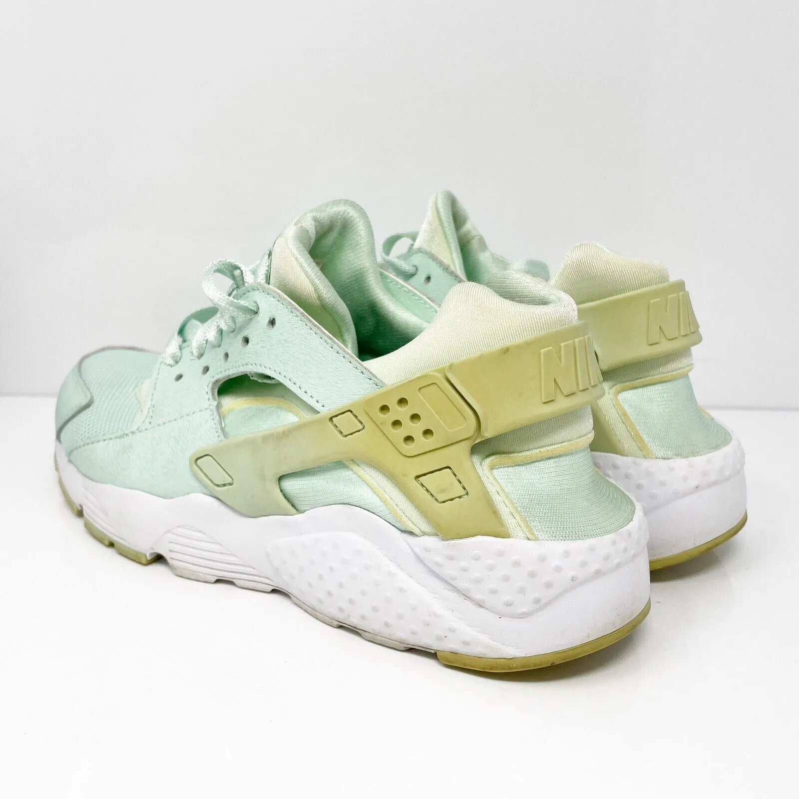 Nike Girls Air Huarache Run SE 904538-300 Green Running Shoes Sneakers Size 7Y