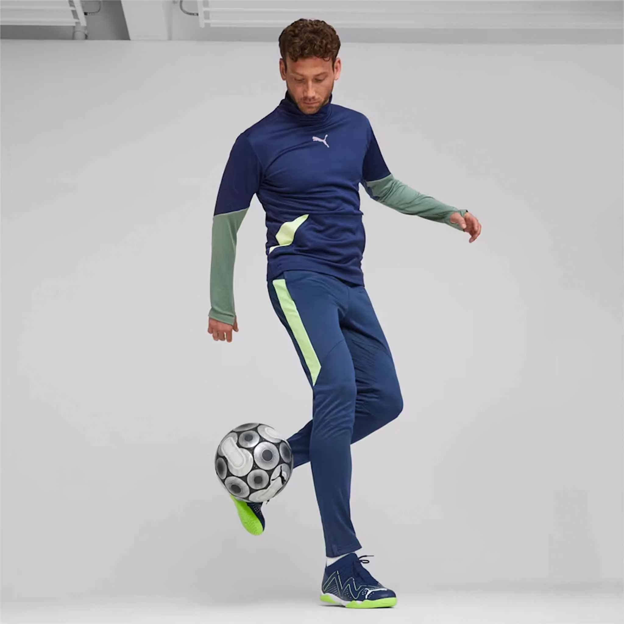 Puma Future Match IT Futsal chaussures de soccer intérieur adulte